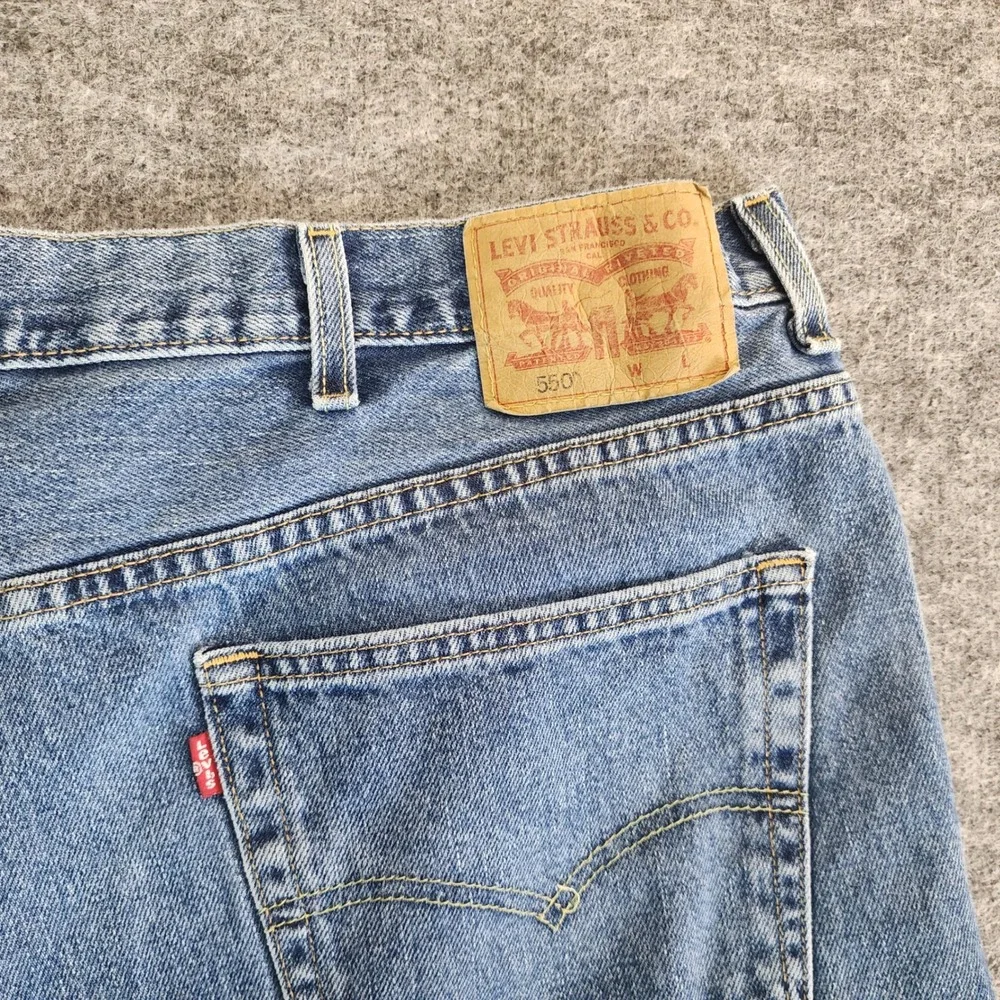 Levis 550‎ Jeans Mens 42 X 31 Blue Denim Relaxed Fit Tapered Cowboy Casual